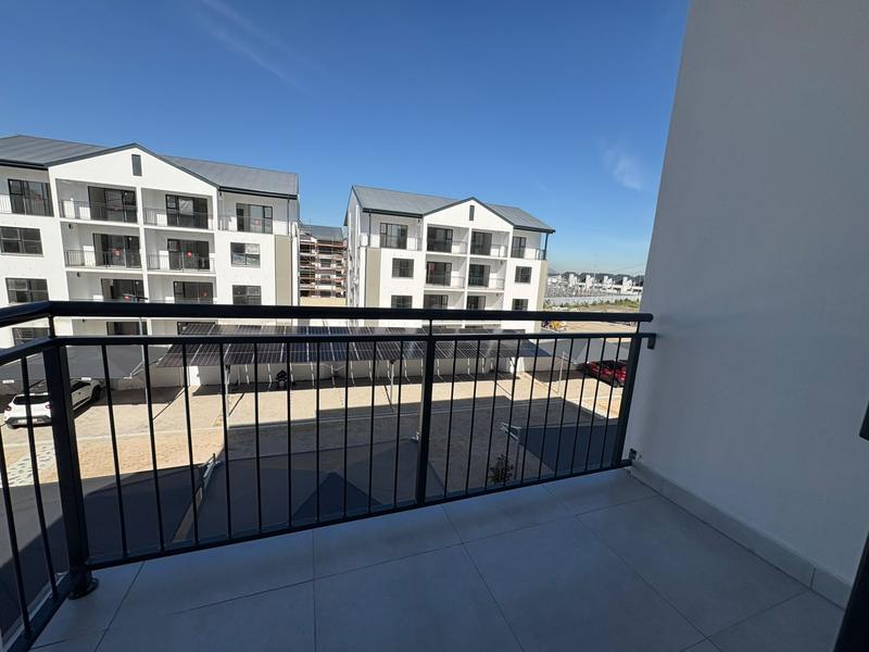 To Let 1 Bedroom Property for Rent in Sandown Western Cape